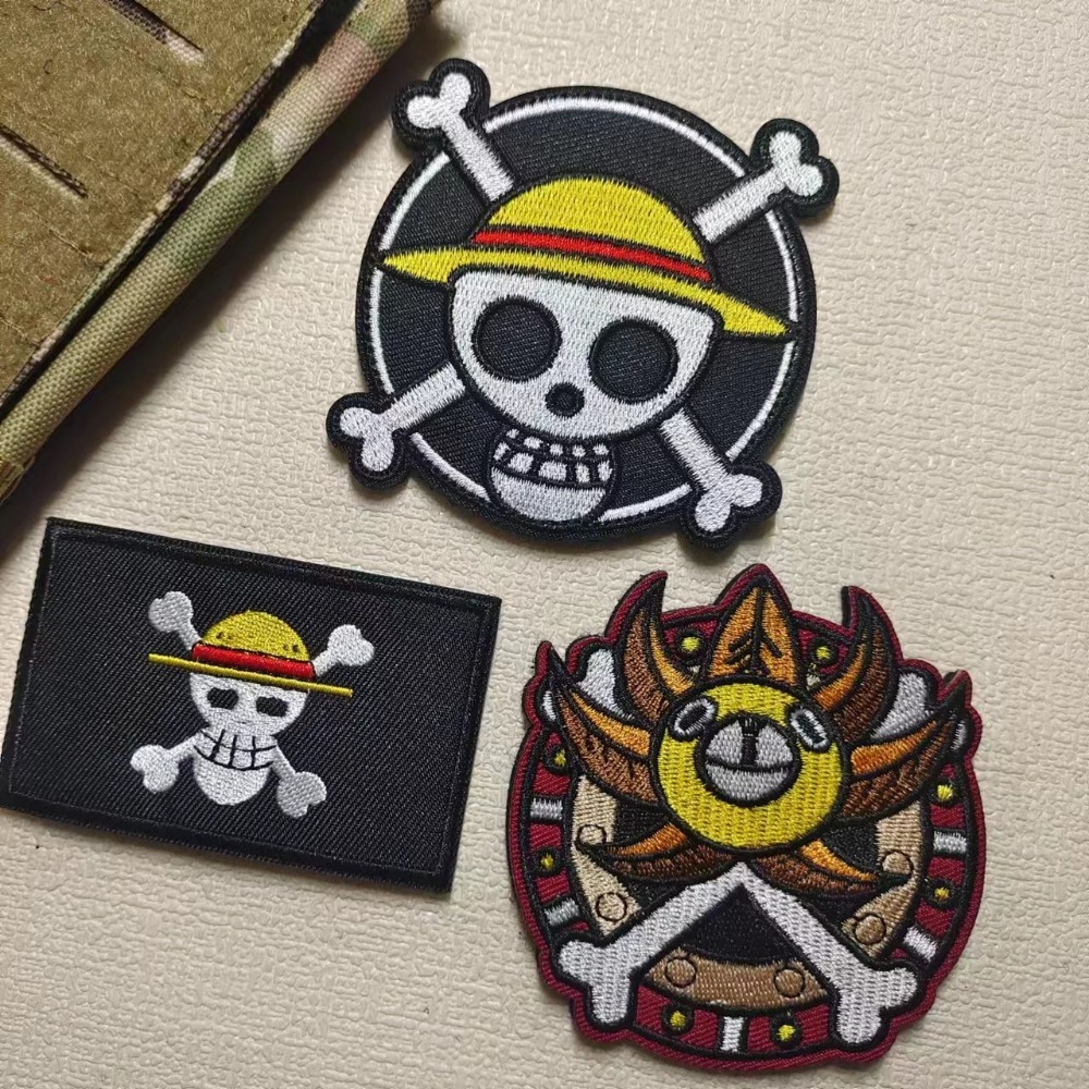 Embroidery Patches - رقعة كرتونية مطرزة من قطعة واحدة